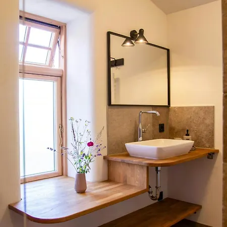 Idyllic Between Hamburg And Berlin Nyaraló *