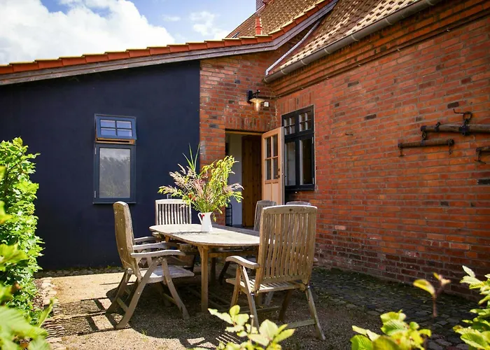Idyllic Between Hamburg And Berlin Holiday home Kloster Tempzin